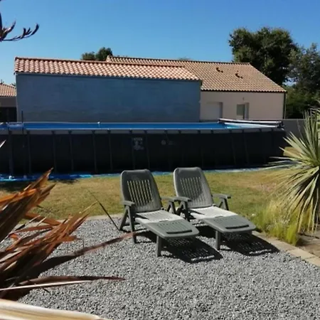 Grande Maison Avec Jardin * Chauvé