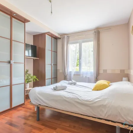 Grande Maison Avec Jardin *